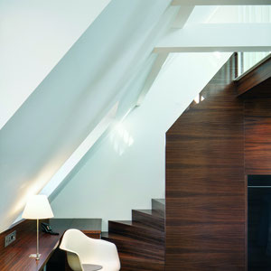 Treppe zur Galerie Juniorsuite