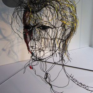 ARC EN LUNE Fabienne Quenard - Portrait fil de fer David Bowie 3D "Heroes" 50x50cm