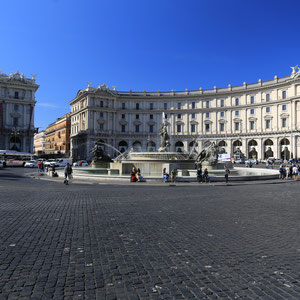 Piazza Republica