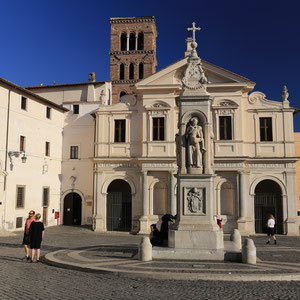 Kirche auf der Tiberinsel, Trastevere