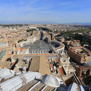 Petersplatz von der Kuppel des Petersdoms