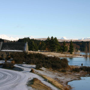 Blick auf die Südalpen am Lake Tekapo