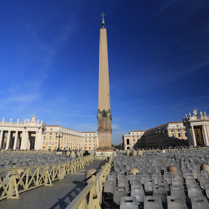 Petersplatz mit Obelisk