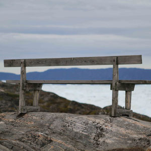 Ruhebank am Kangia Fjord