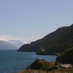 Küstenstraße entlang der Ostküste Lake Wakatipu