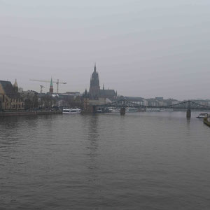 Blick von der Untermainbrücke