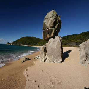 Felsenkunst an der Apanai Bay