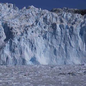 Unglaubliche Anblicke am Eqi-Gletscher