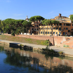 Trastevere, Tiberinsel