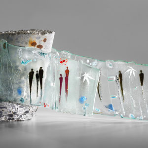 Karawane des Apoll / Glasverschmelzung, heiß geformt, Bohrkern aus dem Konzerthaus Dortmund, ca. 26x50x20 cm, Foto: Markus Steur