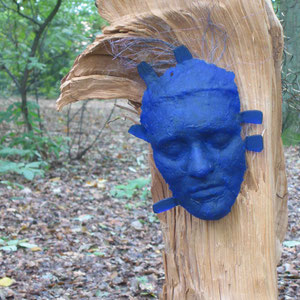 Maske,  in Form geschmolzen, MoldauGlas, original-Gesichtsabduck, Feuerholz