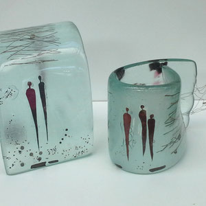 Begegnungen, Floatglas, Fusing- heiß von Hand geformt, ca. 15x15x15 cm