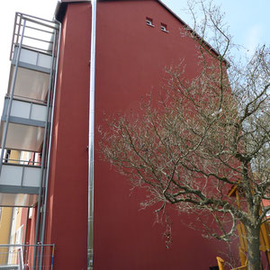 Edelstahl Schornstein / Kamin - Wohnbau / Mehrfamilienhaus