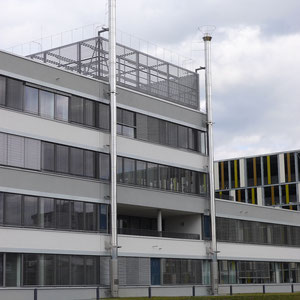 Edelstahl Schornstein / Kamin - Notstrom / Netzersatzanlage