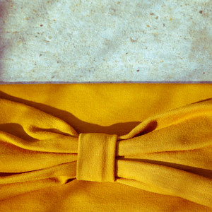 Stirnband Ginger, goldfarben, Silvia Bundschuh Hutdesign, Hamburg