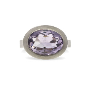 Ring "Lucide Lilas" : palladium 950, amethyst