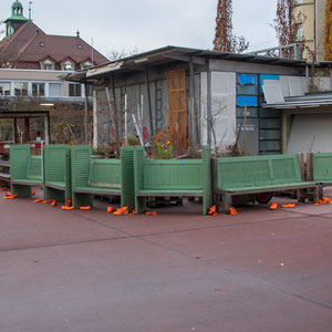 Installation zur Schlussausstellung «zwischen» – ATELIERTURM, Innenhof Alte Feuerwehr Viktoria – 2018