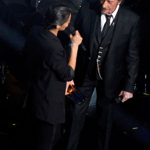Johnny Hallyday en duo avec Shy'm - NRJ Music Awards 2013 - Cannes © Anik COUBLE 