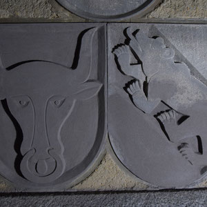 Sustenpass, Restaurierung der Wappen im Scheiteltunnel, André Iseli Steinmetz