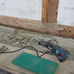 Sockel in Sandstein, André Iseli Steinmetz, Restaurierung Sandstein, 