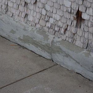 Schulhaus Feimettigen, Sockel ersetzen in Berner Sandstein, André Iseli Steinmetz