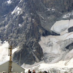 Ecrins : la gardienne du refuge - AU BOUT DES PIEDS