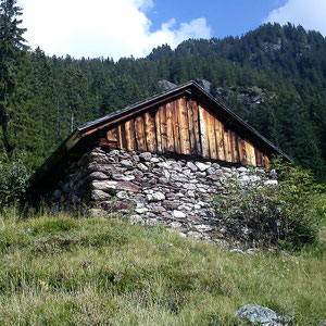 Rinderhütte Kleingheist