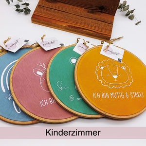 personalisierte Geschenke für das Babyzimmer und Kinderzimmer, Kindergeschenke mit Name, personalisierte Kinderzimmerdekoration zauberhaft Holz.Perle.Kind. 