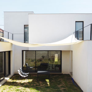 MAISON CONTEMPORAINE EN STRUCTURE TRADITIONNELLE A VITRY VAL DE MARNE