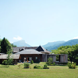 SALLE POLYVALENTE EN OSSATURE BOIS PROVENCE