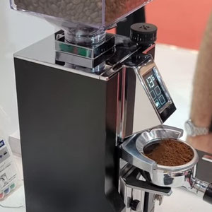 Kaffeemühle Eureka Mignon Libra mahlen nach Gewicht