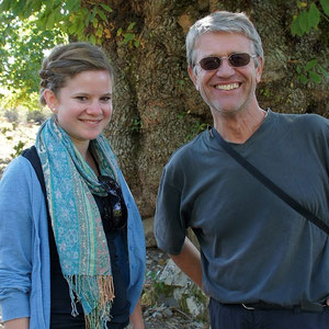 La jeune Caroline Ebner, allergique à la farine de blé a opté pour la farine de châtaigne, ici avec son professeur Josef Sartorius