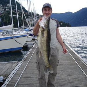 Avatar - perca 5 kg pescato nel Lago di Lugano - 2010