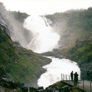 　　　　　　　　　　　フロムの滝