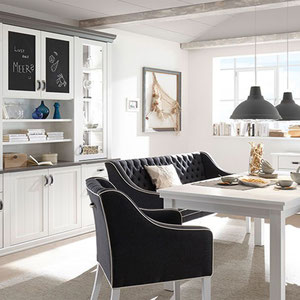 Sylt Living- Wohnraum im modernen Design für Möbelhandel und Möbelhersteller – präsentiert durch die Vertriebsvertretung Marco Krüll.