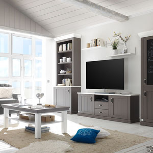 Sylt Living- Wohnraum im modernen Design für Möbelhandel und Möbelhersteller – präsentiert durch die Vertriebsvertretung Marco Krüll.