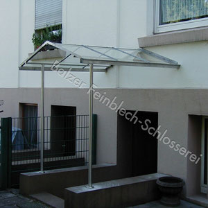 Vordach Edelstahl / Glas