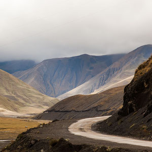 Azerbaijan - Spektakuläre Landschaften auf der Fahrt von Quba nach Xinaliq