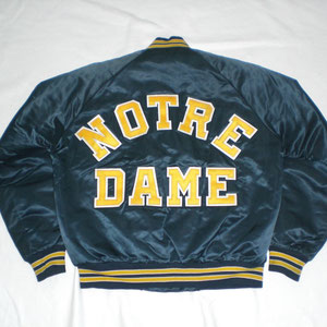 AUSVERKAUFT / SOLD OUT - NCAA Notre Dame Fightin' Irish Chalk Line Jacke/back (Gebraucht)