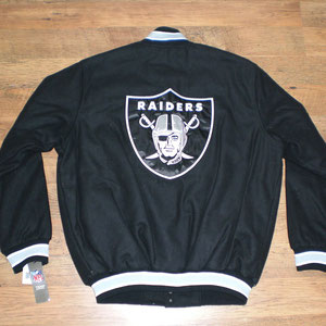 AUSVERKAUFT / SOLD OUT - NFL Oakland Raiders Team Apparel Jacke/back (Neuware)