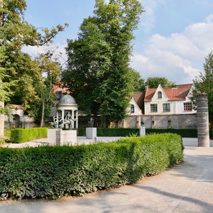 Brügge die Apokalyptischen Reiter am Arendshof