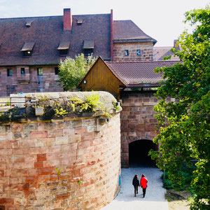 Stadtmauer in Nürnberg Sehenswürdigkeiten Deutschland Nürnberg