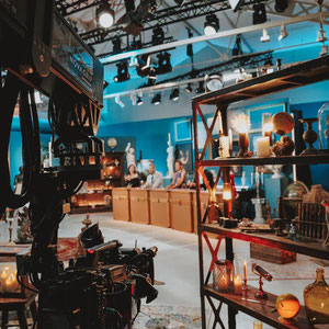 INSTALLATION FRANCE TV/ WARNER BROS 