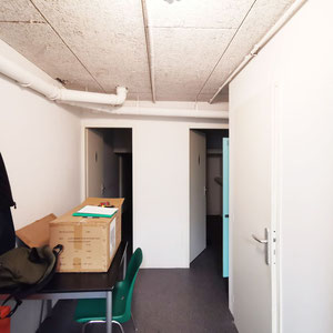VUE SUR ESPACE VESTIARES EXISTANT