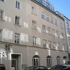 MUNICH – Apartment building – Schwanthalerstreet – 658 qm