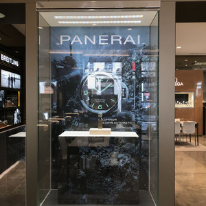 Panerai / visuels pour vitrine et PLV à partir d'une charte existante