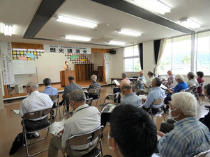 令和４年度文化史講座開講式での歴史講演の様子