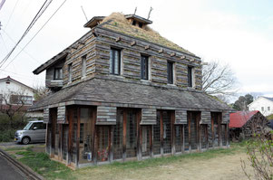 不思議な建物