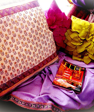 Delicate, tissue/cotton, handloom sari cushion cover, with pallu panels of black & gold stripes & black/gold block-print flowers & broad, violet/gold, art-deco sequence jari, sewn on both sides   