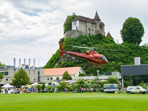 Helikopterflug Zentralschweiz, HB-ZPF, AS 350 B2 Ecureuil, Rundflugtag BUGA 2018 Burgdorf, Helikopterrundflug